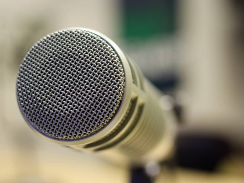 mic, microphone, podcast-4250217.jpg